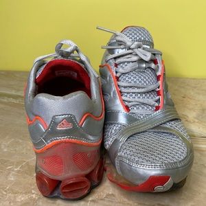 ADIDAS tenis shoes 👟